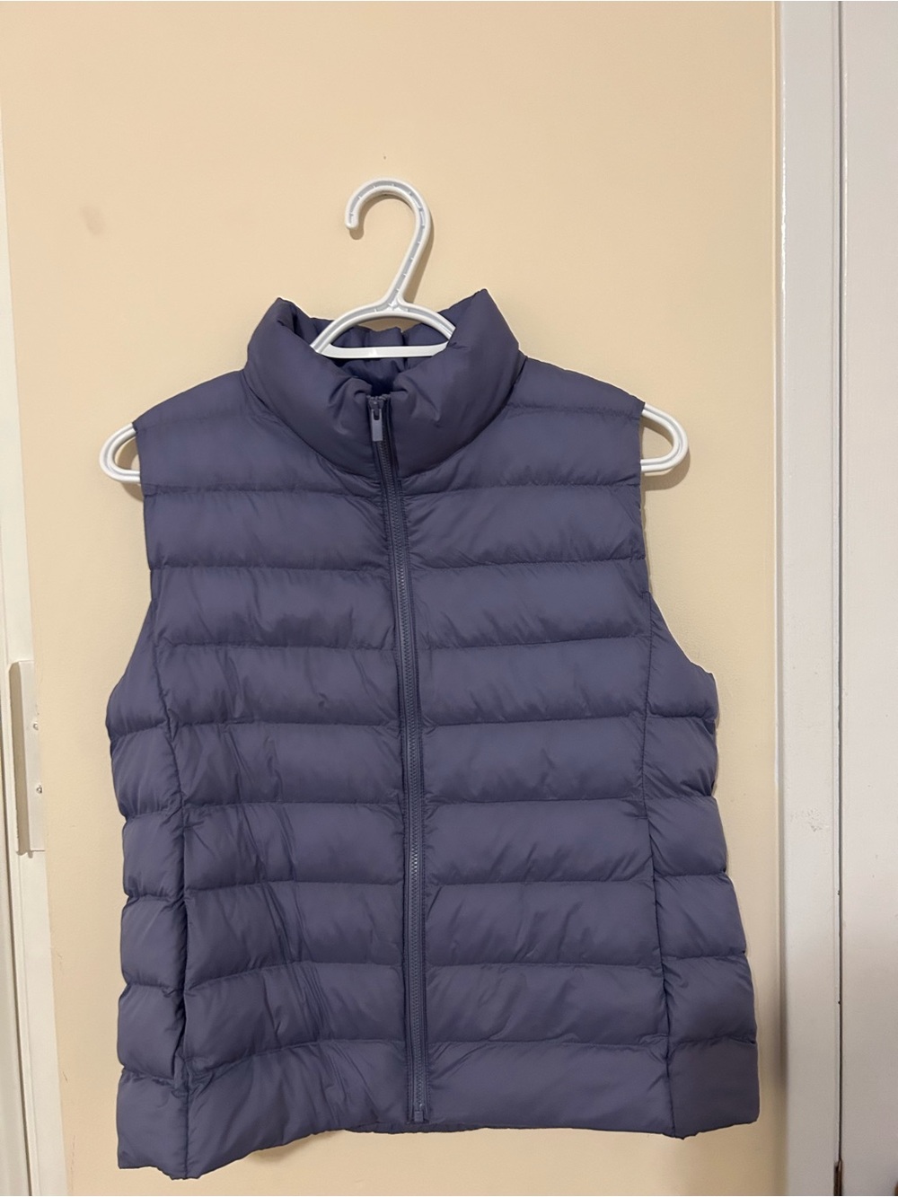 Uniqlo Lilac Quilted Puff Vest